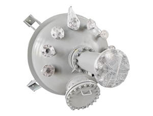 6400L不銹鋼復合板夾套外循環(huán)反應釜已完工發(fā)往洛陽